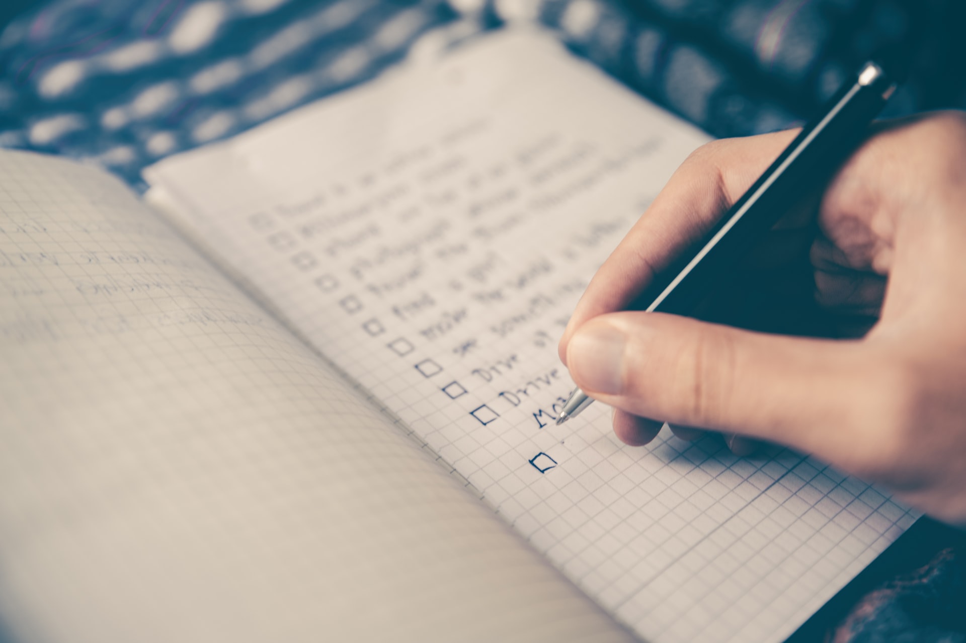 7 Steps to Launch a Mobile App (+ Downloadable Pre-Launch Checklist)